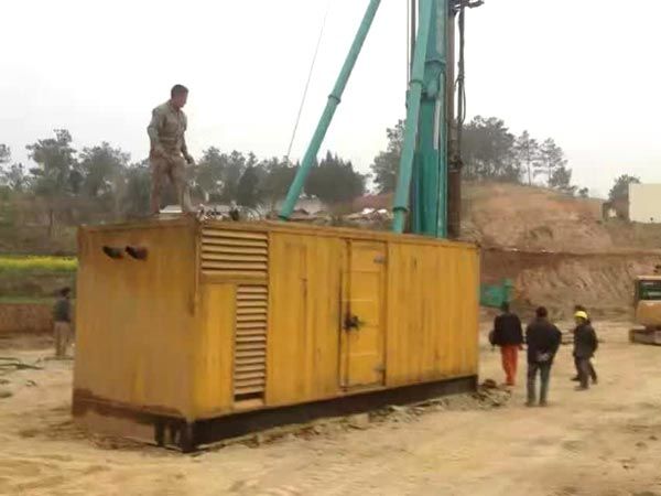 鹿寨如何判断水冷式机油散热器密封件是否需要更换?